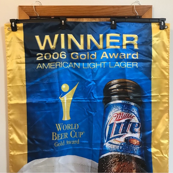 RARE Miller Lite Flag 🍺 2006 World Beer Cup Gold Award Banner 5 Ft 9 In by 3 Ft - Picture 2 of 4